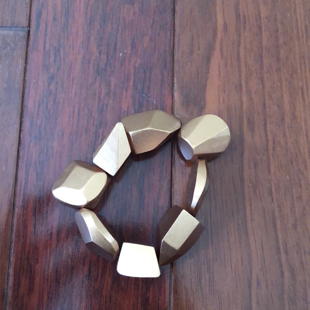 Copper-colored bracelet